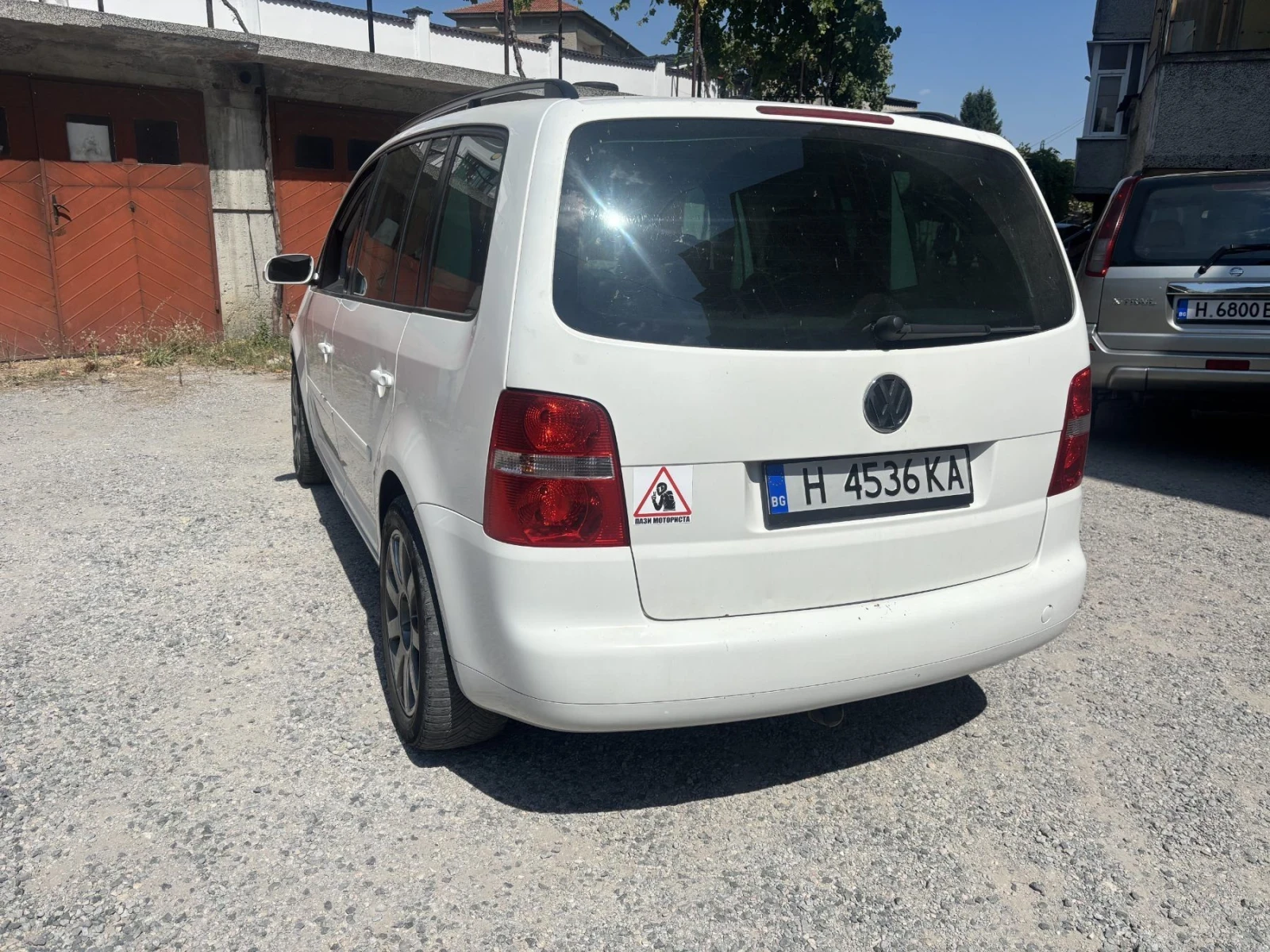 VW Touran 2.0 TDI, снимка 2 - Автомобили и джипове - 56235269