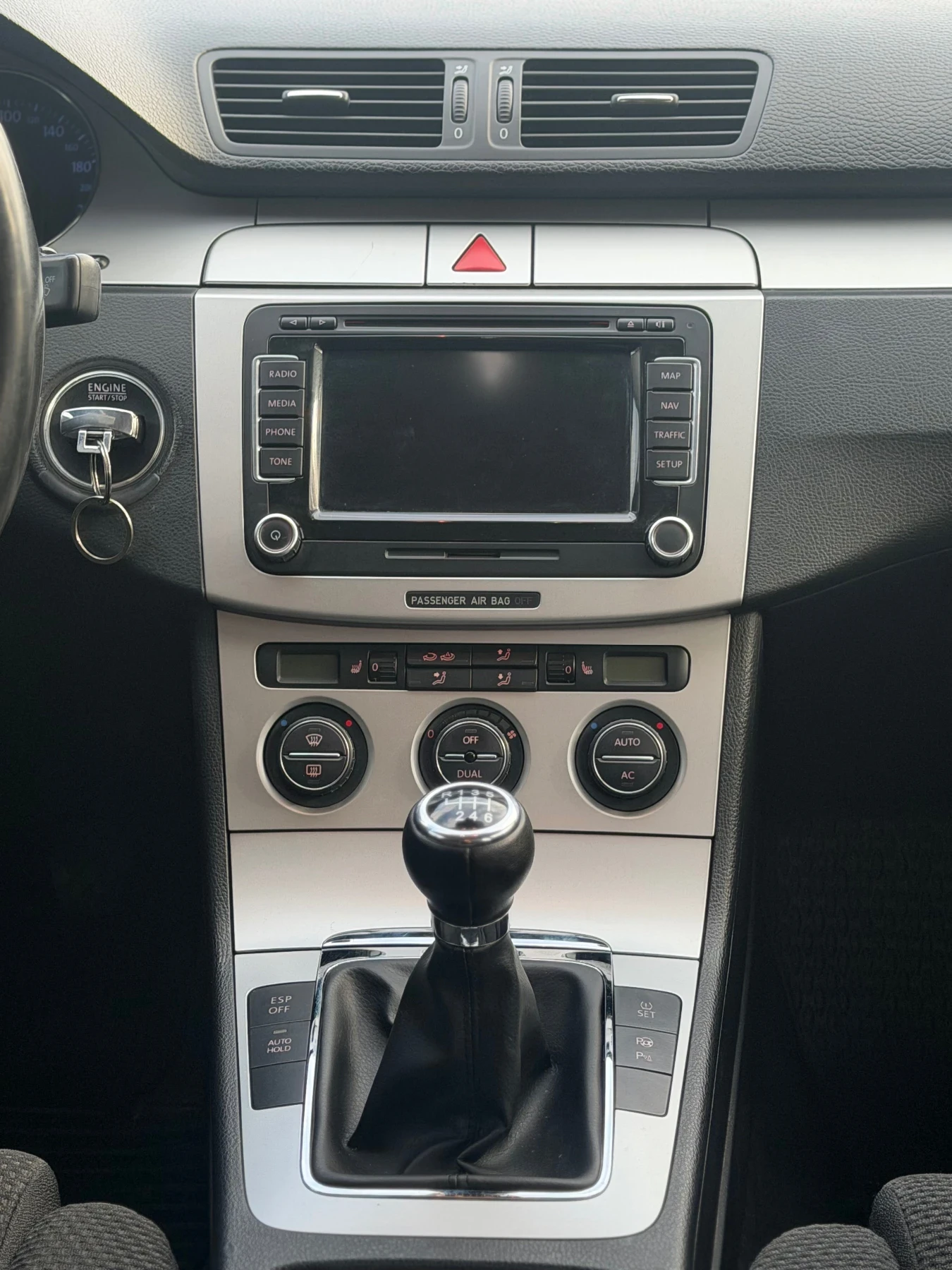 VW Passat, снимка 12 - Автомобили и джипове - 56706949