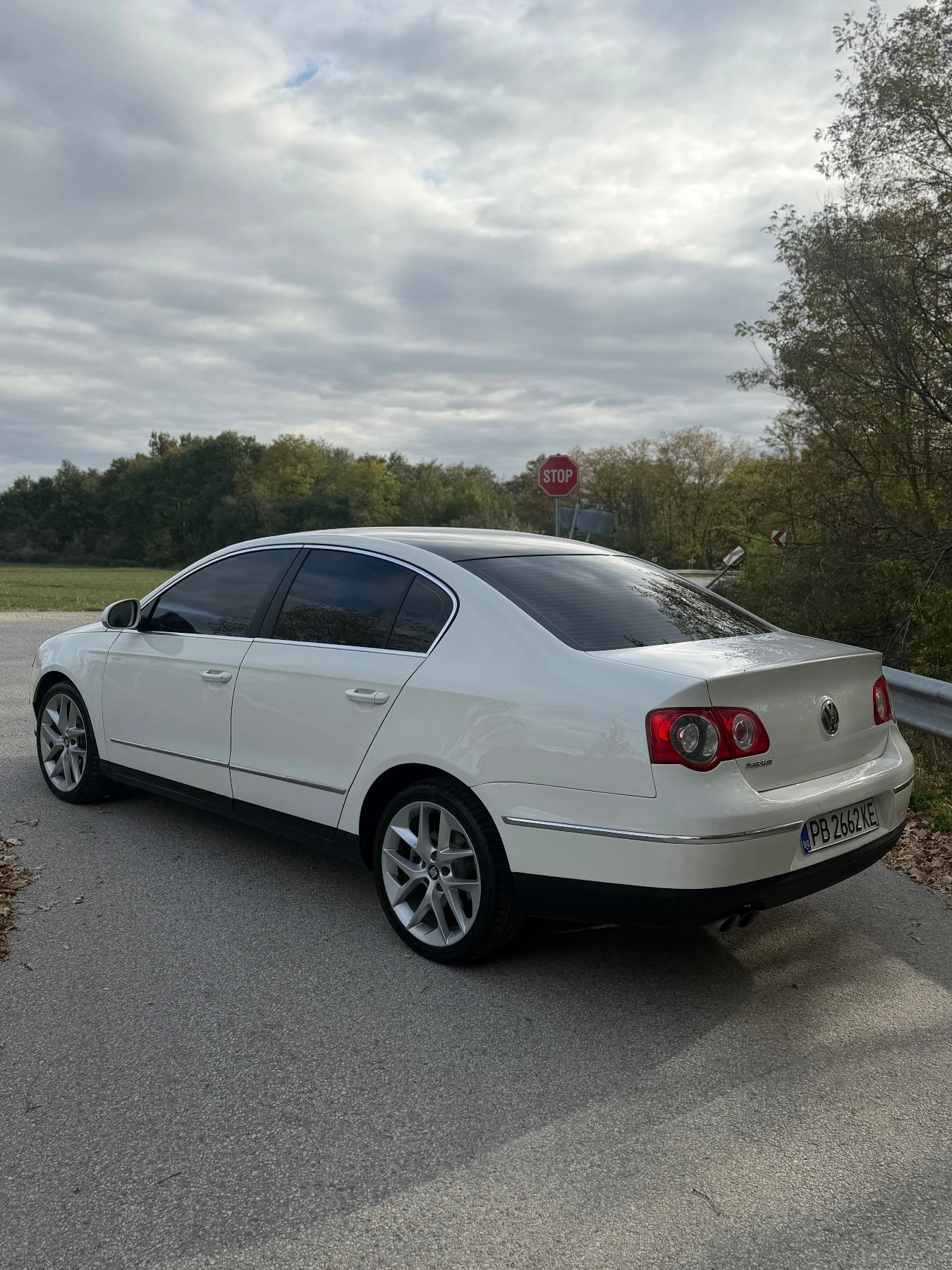 VW Passat, снимка 4 - Автомобили и джипове - 56706949