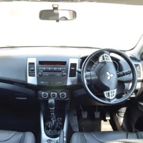 Mitsubishi Outlander 2.2 DI-D, снимка 6