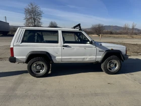 Jeep Cherokee - [7] 