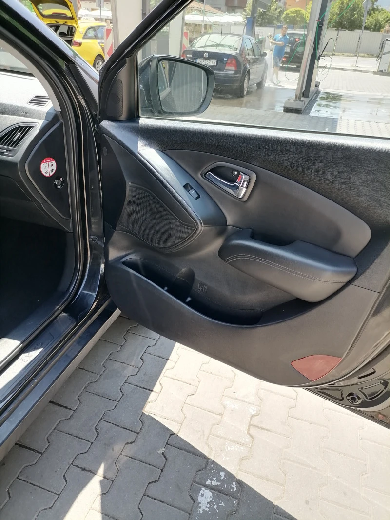 Hyundai IX35 1.7 CRDI, снимка 5 - Автомобили и джипове - 46565627