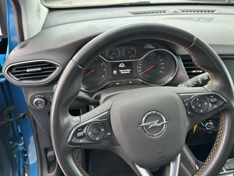 Opel Crossland X 1.5CDTi , снимка 12 - Автомобили и джипове - 46353869