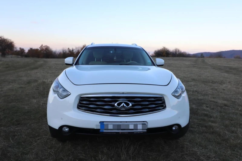 Infiniti Fx 35 Газ/бензин, снимка 1 - Автомобили и джипове - 49350186