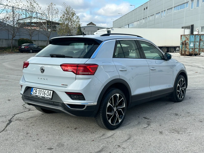 VW T-Roc 2.0i 190 к.с./ГАРАНЦИЯ, снимка 4 - Автомобили и джипове - 52690434