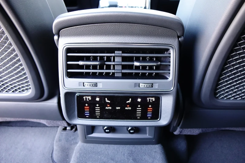 Audi Q7 3XS-LINE* RS* OLED LIGHTS* B&O* PANO* 360* , снимка 14 - Автомобили и джипове - 53040724