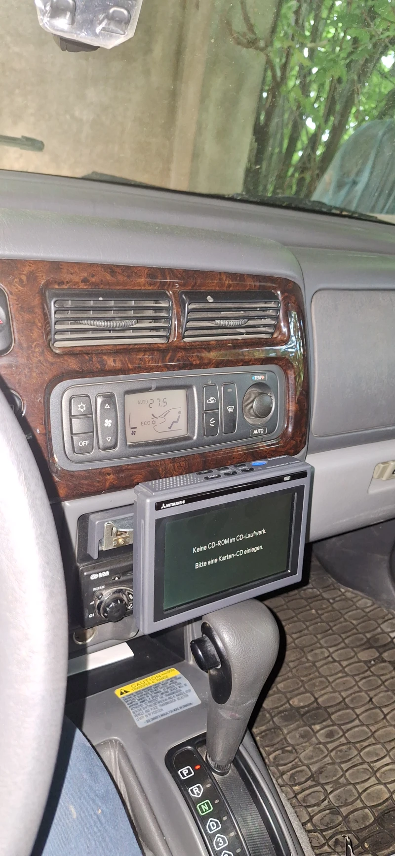 Mitsubishi Pajero sport, снимка 12 - Автомобили и джипове - 53489974