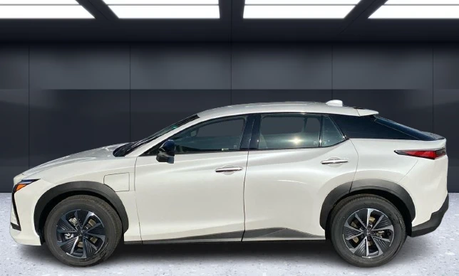 Lexus RZ 300e Comfort = NEW = Гаранция, снимка 5 - Автомобили и джипове - 52918430