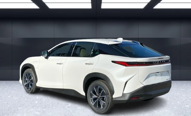 Lexus RZ 300e Comfort = NEW = Гаранция, снимка 2 - Автомобили и джипове - 52918430