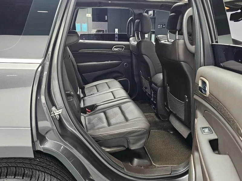 Jeep Grand cherokee 3.0 Diesel Overland Summit Wk2 | Mobile.bg � ����������� 10