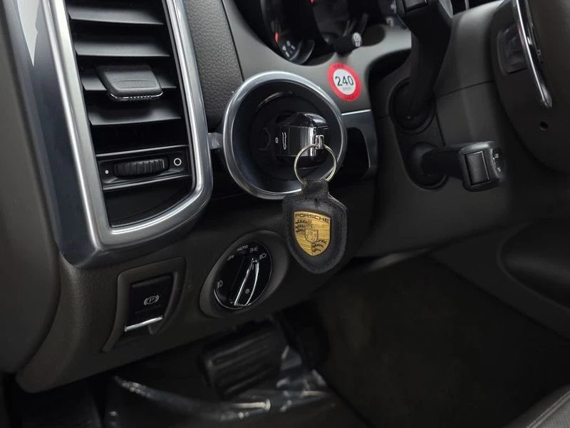 Porsche Cayenne 3.6 Platium Edition| 300к.с., снимка 14 - Автомобили и джипове - 55987380