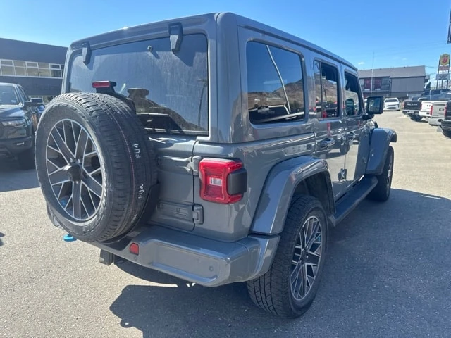 Jeep Wrangler * High Altitude * CARFAX * ОПЦИЯ ЗА ФИНАНСИРАНЕ, снимка 3 - Автомобили и джипове - 56116552