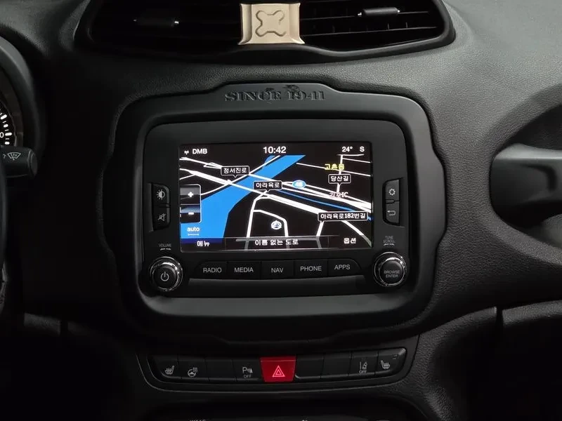 Jeep Renegade 2.0 Diesel Limited Awd, снимка 13 - Автомобили и джипове - 56288603