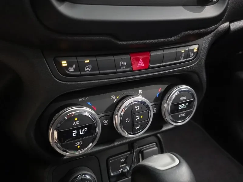 Jeep Renegade 2.0 Diesel Limited Awd, снимка 17 - Автомобили и джипове - 56288603