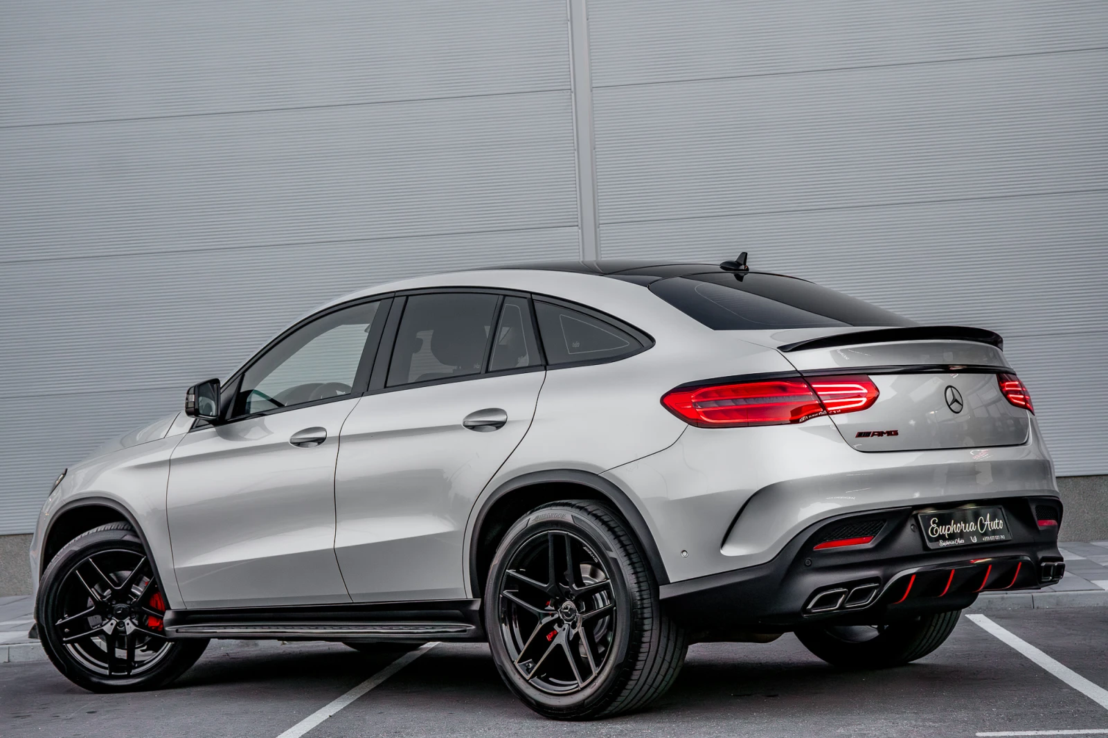 Mercedes-Benz GLE 350 d* 4MATIC* AMG EXCLUSIVE* NIGHT PACK* CARBON* 3XTV - изображение 3