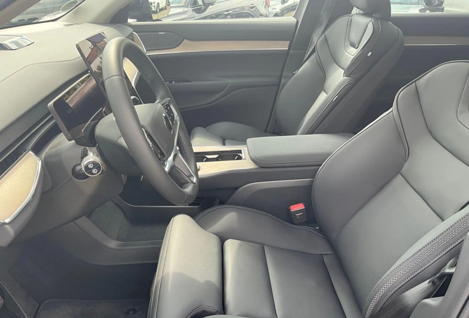 Volvo EX90 ULTRA-PURE* AWD* HEAD-UP* BOSE* DISTR* PANO*  - изображение 8