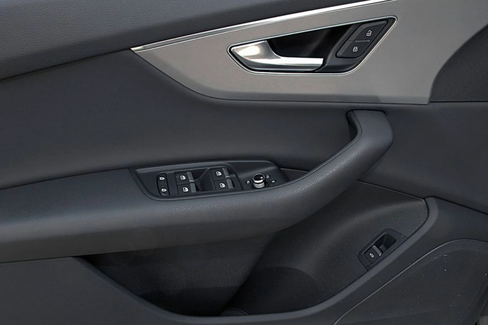 Audi Q7 45 TDI | Mobile.bg � ����������� 13