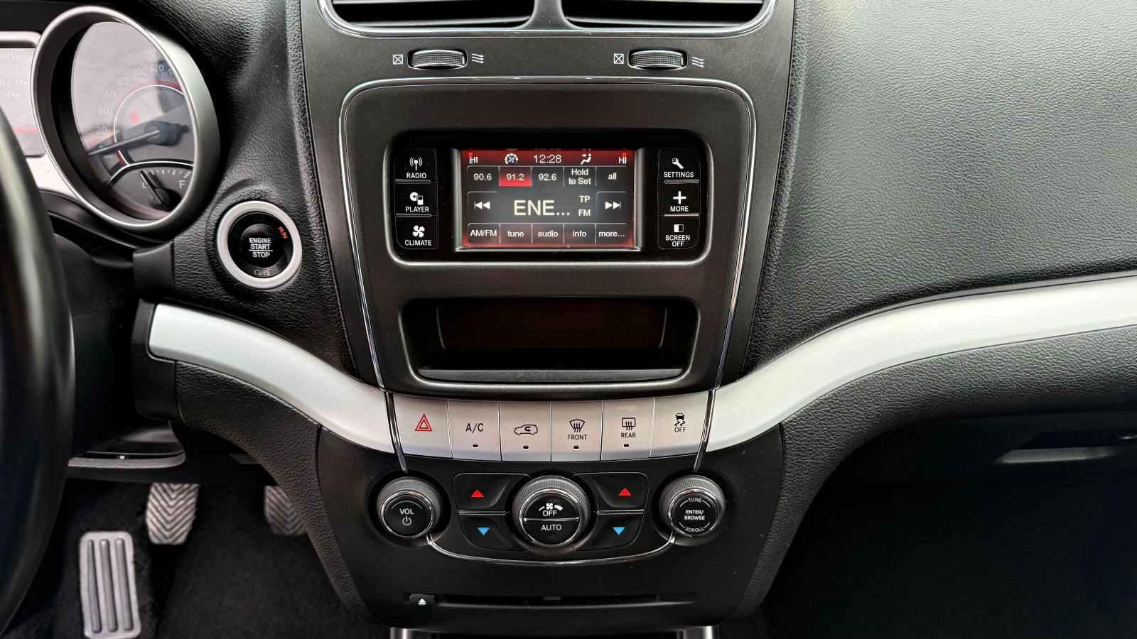 Fiat Freemont 2.0M-JET 6+ 1M - изображение 10