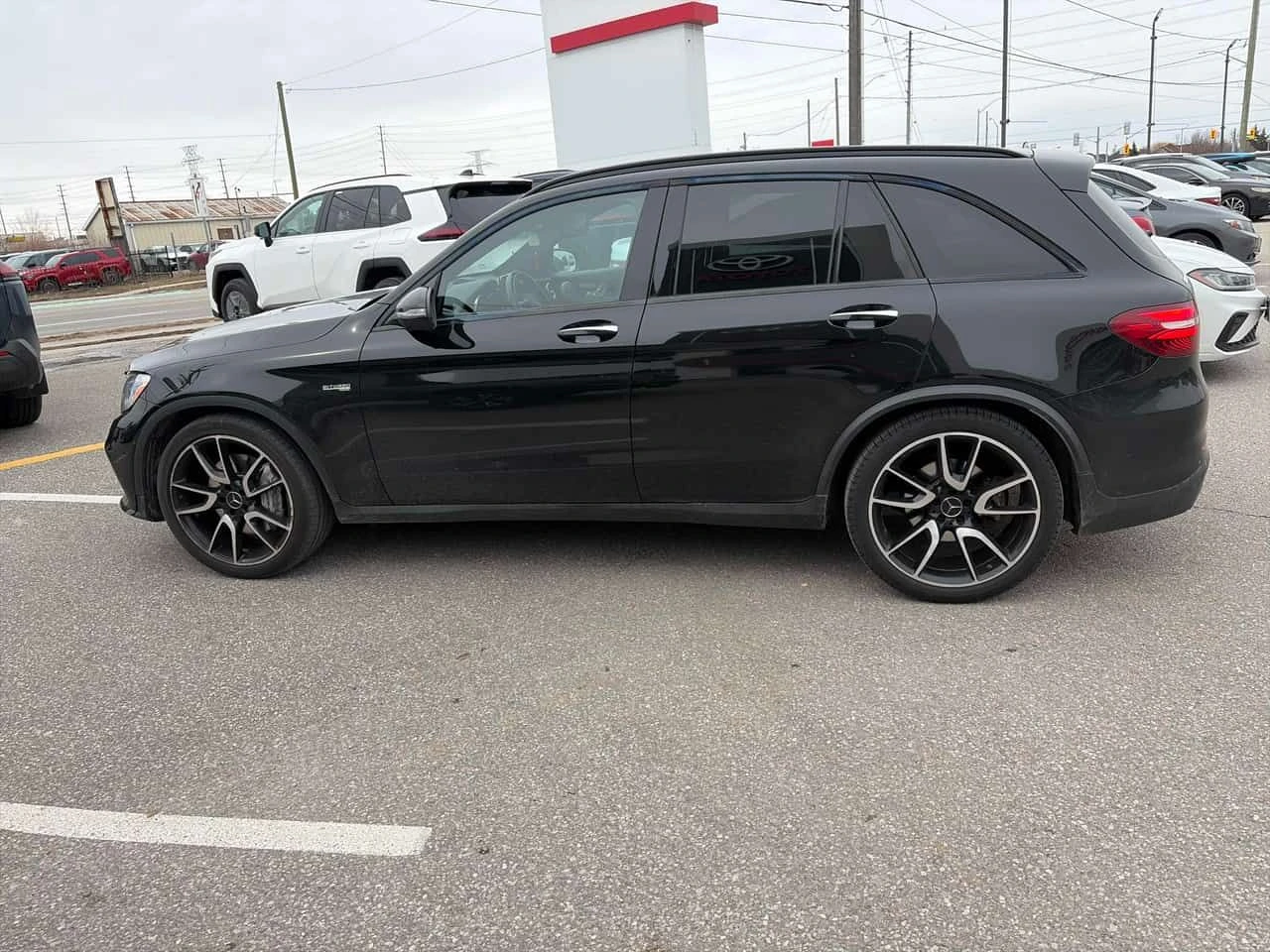 Mercedes-Benz GLC 43 AMG * ХЕД ЪП * 360 * СЛЕДЕНЕ НА ЛЕНТИ * ПОДГРЕВ, снимка 2 - Автомобили и джипове - 53965839