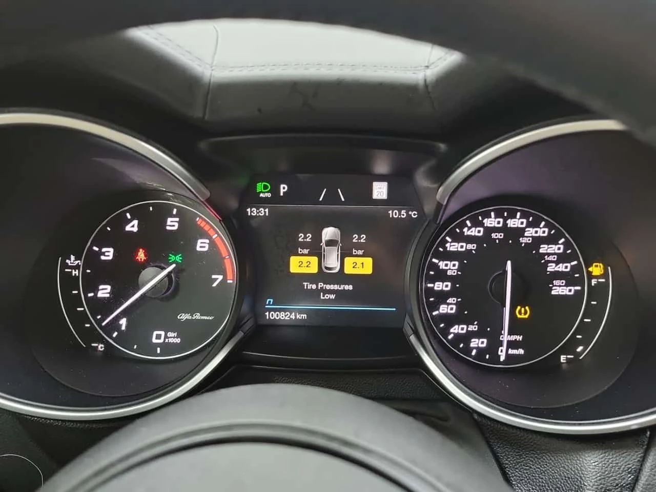 Alfa Romeo Stelvio VELOCE  CARFAX, снимка 9 - Автомобили и джипове - 54109445