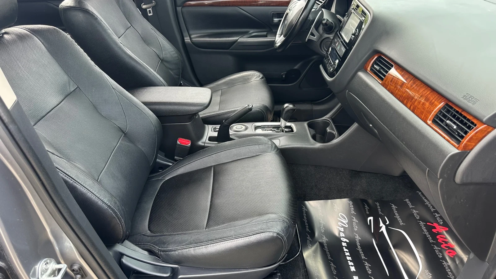 Mitsubishi Outlander 3.0V6 S-AWD 6��(����������� �����) | Mobile.bg � ����������� 9