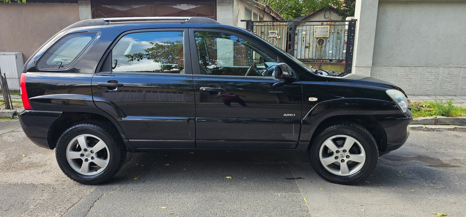 Kia Sportage, снимка 5 - Автомобили и джипове - 54753529