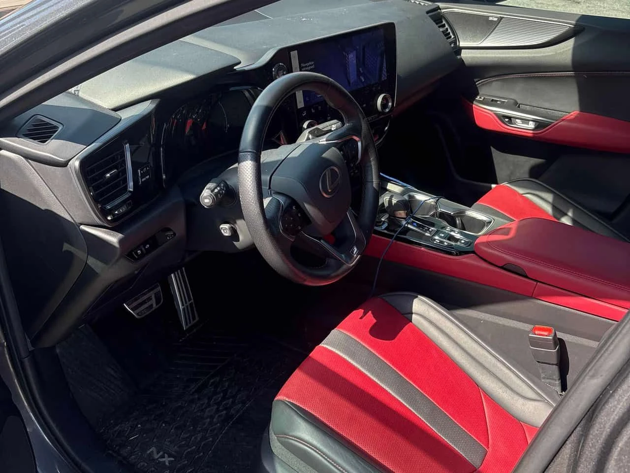 Lexus NX 350 | CARFAX | АВТОКРЕДИТ БЕЗ ПЪРВОНАЧАЛНА ВНОСКА|, снимка 5 - Автомобили и джипове - 54951260