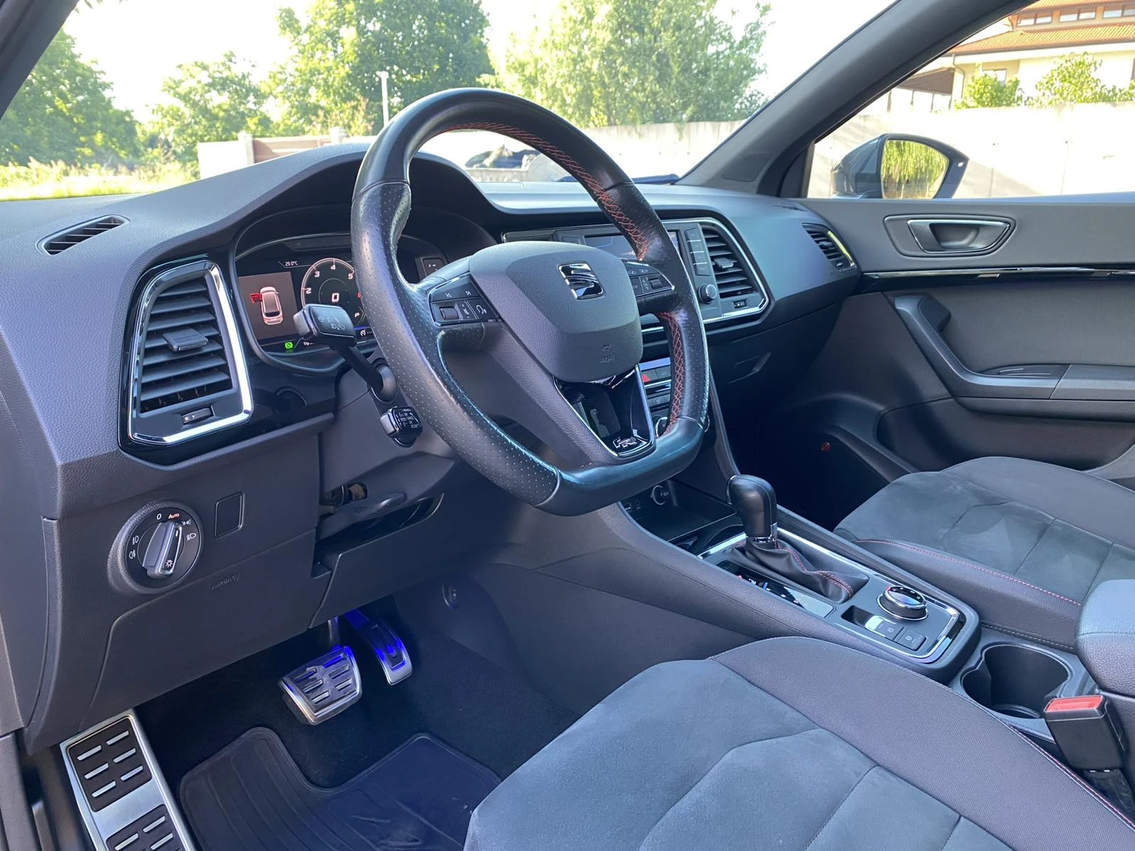 Seat Ateca FR, снимка 14 - Автомобили и джипове - 55235738