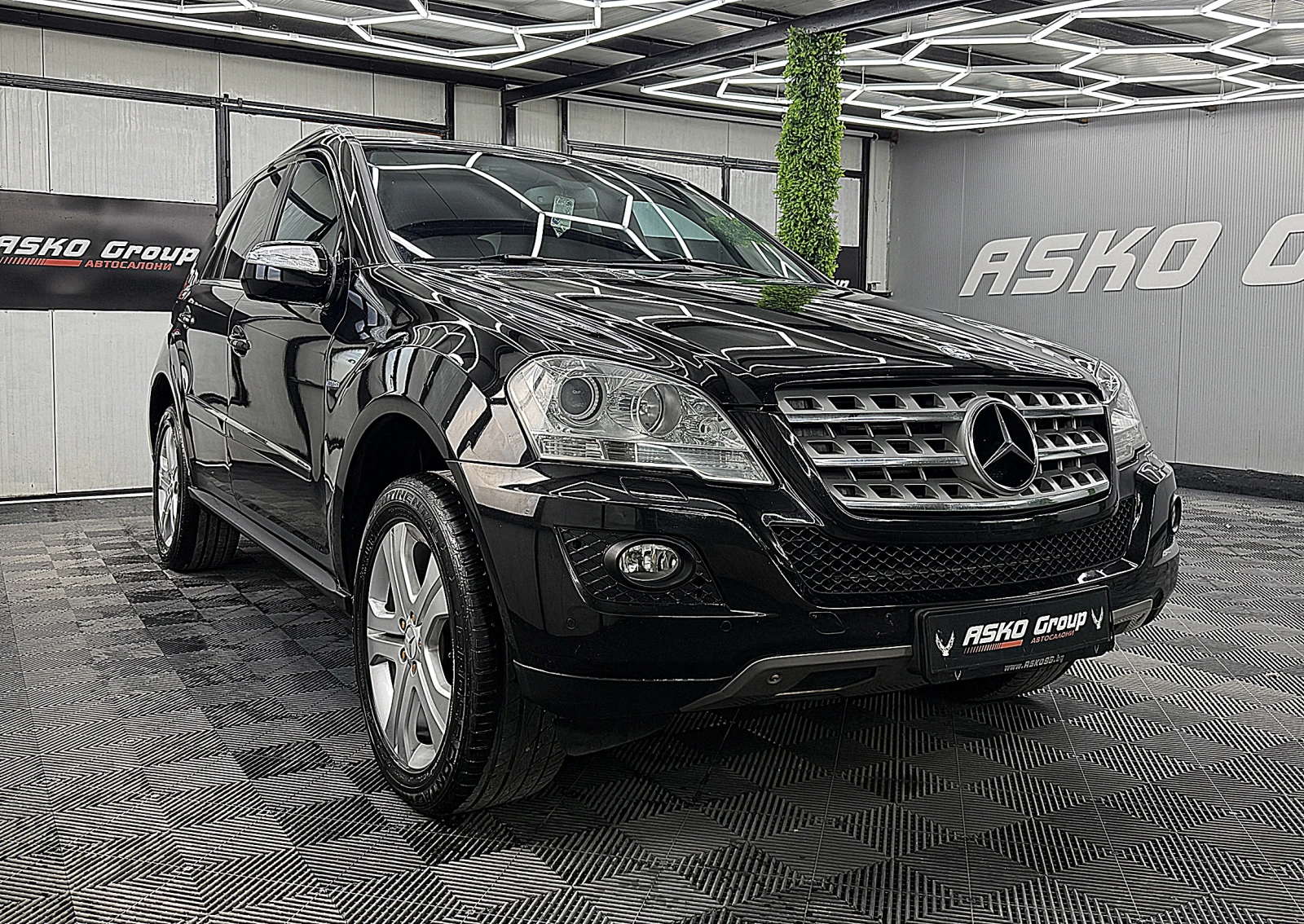 Mercedes-Benz ML 350 Facelift/PODGREV/7G-tronic/СОБСТВЕН ЛИЗИНГ, снимка 3 - Автомобили и джипове - 55259735