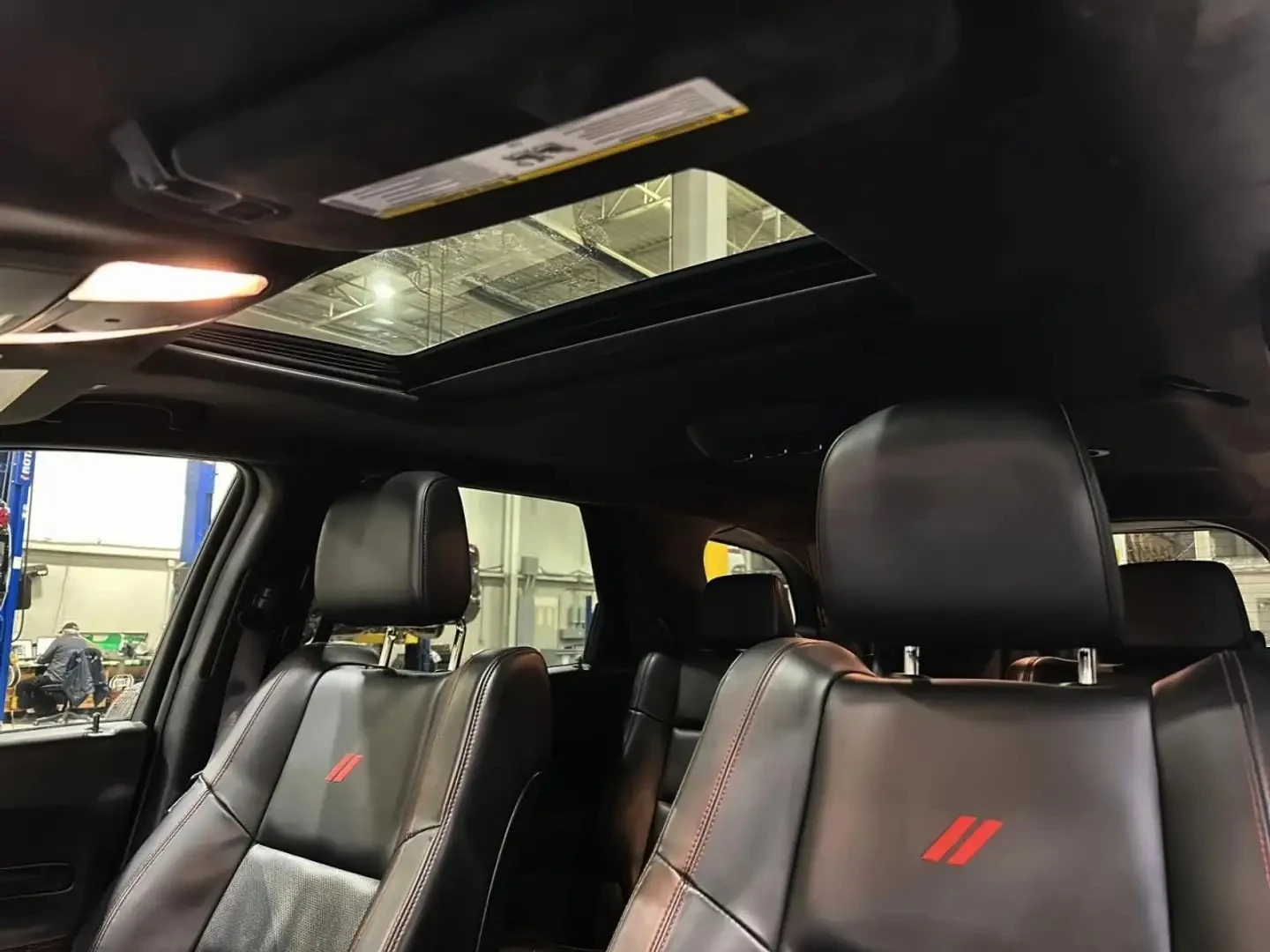 Dodge Durango R/T PLUS ЦЕНА ДО БЪЛГАРИЯ АВТОКРЕДИТ, снимка 14 - Автомобили и джипове - 55443677