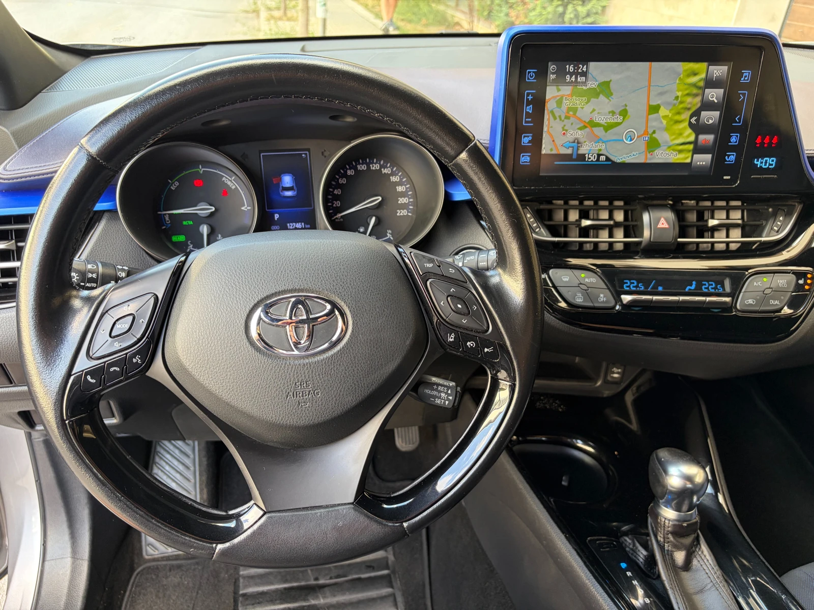 Toyota C-HR 1.8Hybrid e-CVT Classy Bi-Tone - в Гаранция, снимка 9 - Автомобили и джипове - 55548609