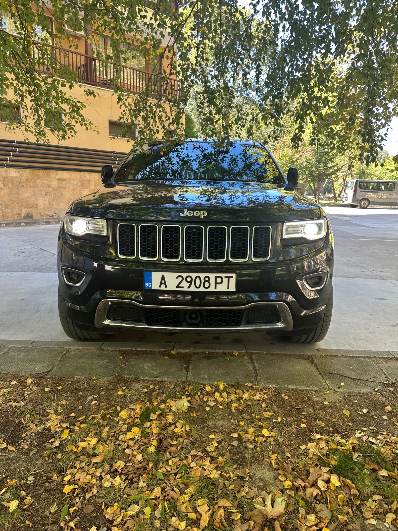 Jeep Grand cherokee 3.0CRD* Overland, снимка 10 - Автомобили и джипове - 55972651