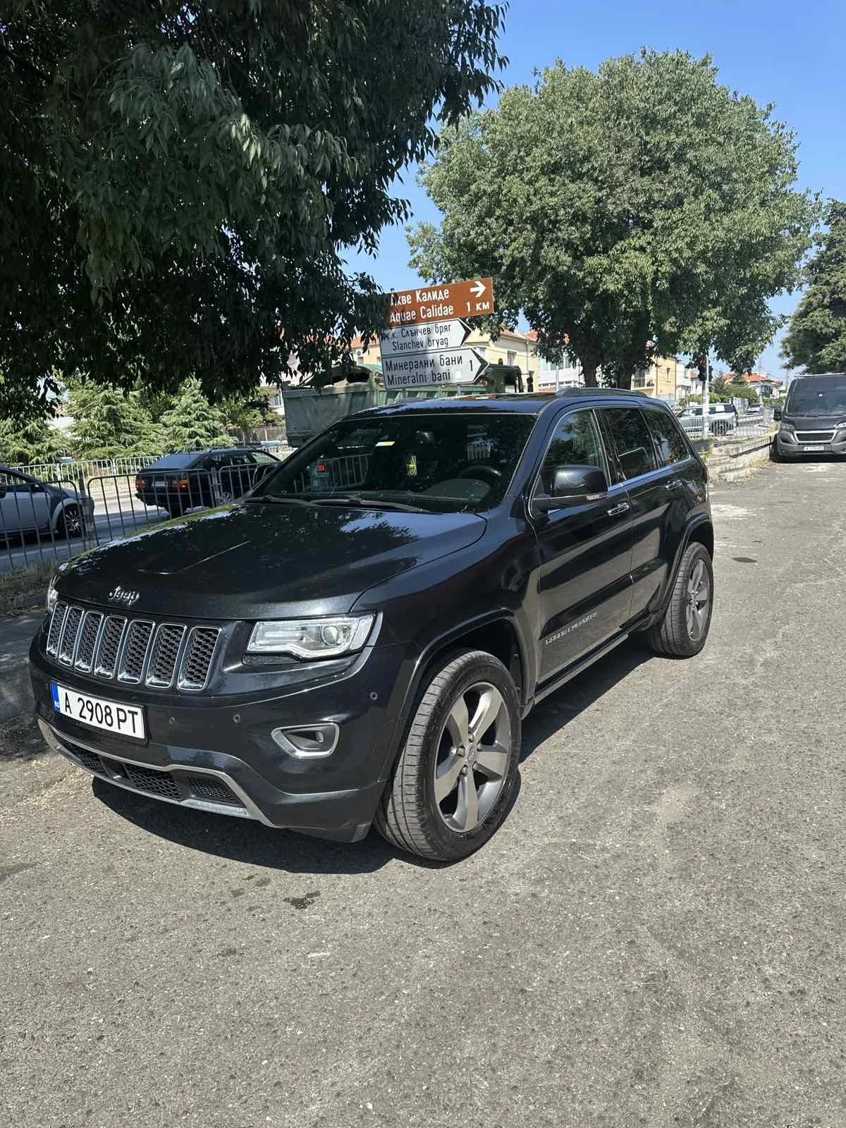 Jeep Grand cherokee 3.0CRD* Overland, снимка 2 - Автомобили и джипове - 55570269