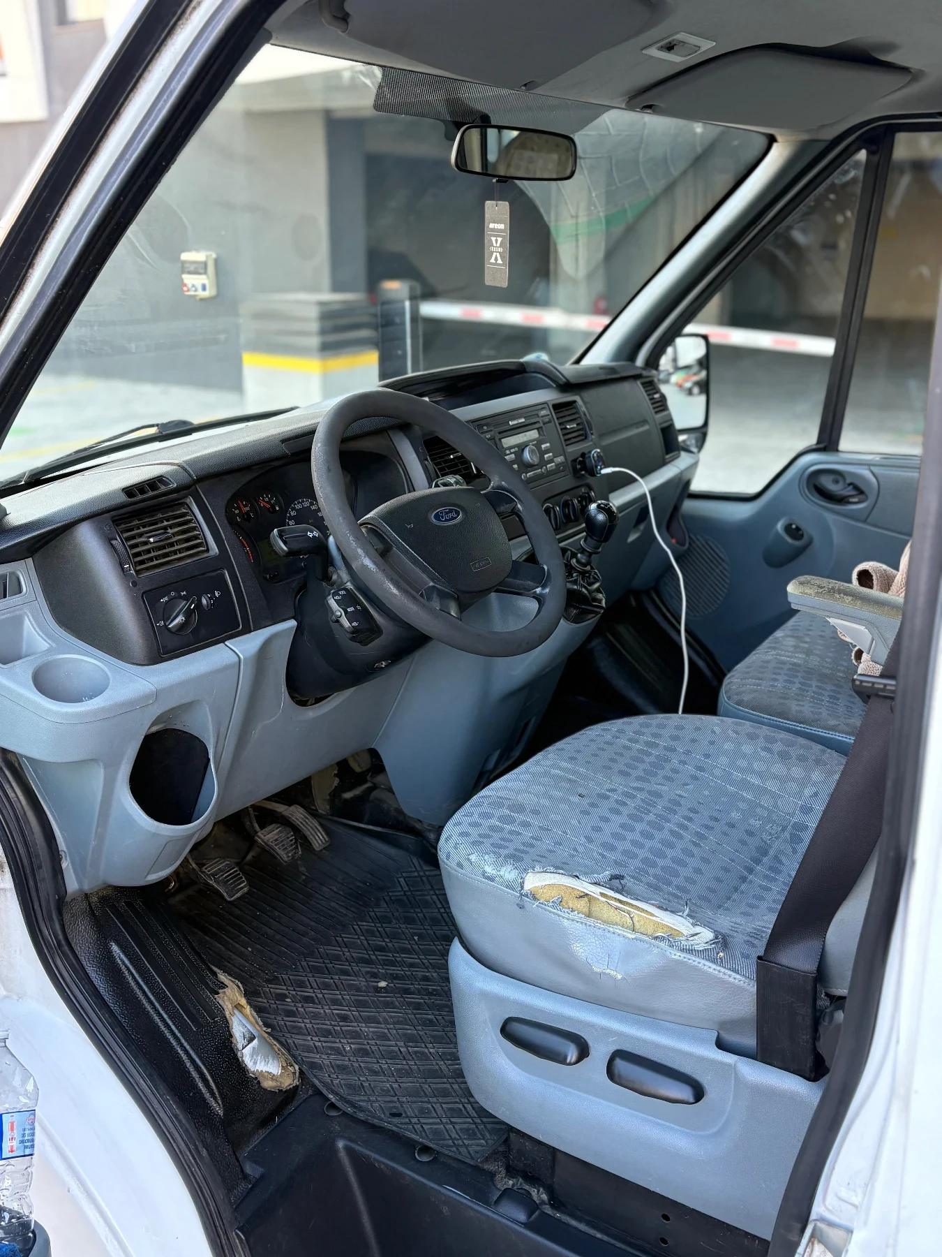 Ford Transit 2.2тдци, снимка 9 - Бусове и автобуси - 53747533