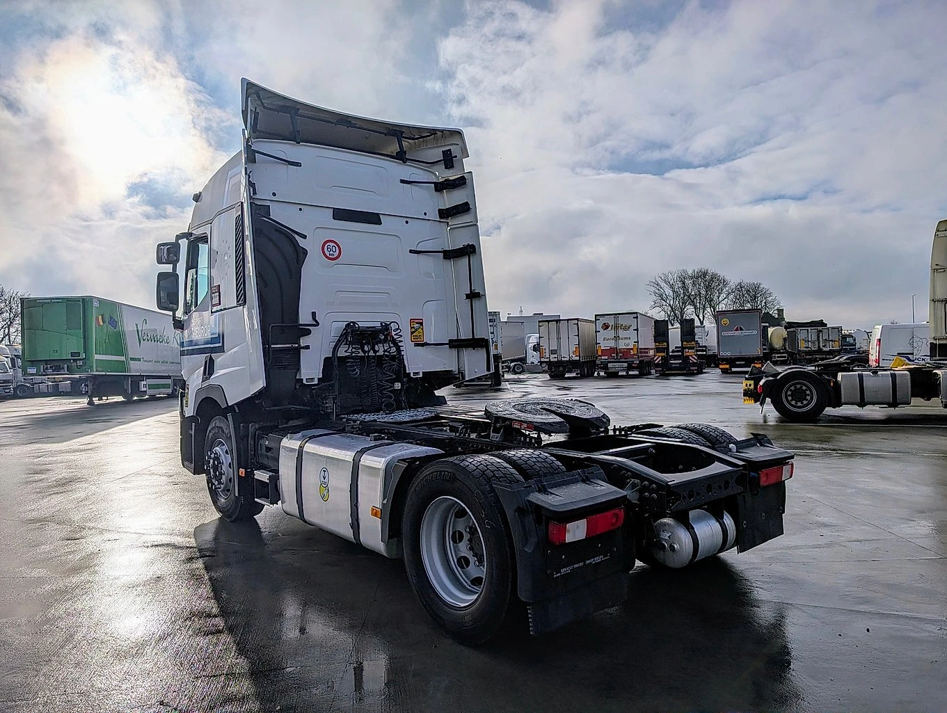 Renault T 460 - изображение 5