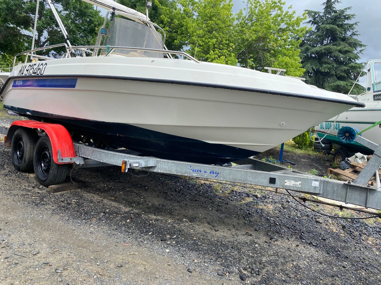 Лодка Ryds 510 GT, снимка 2 - Воден транспорт - 54939465