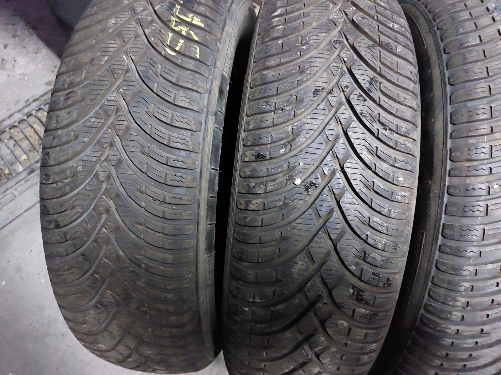 ���� 205/70R16 | Mobile.bg � ����������� 2