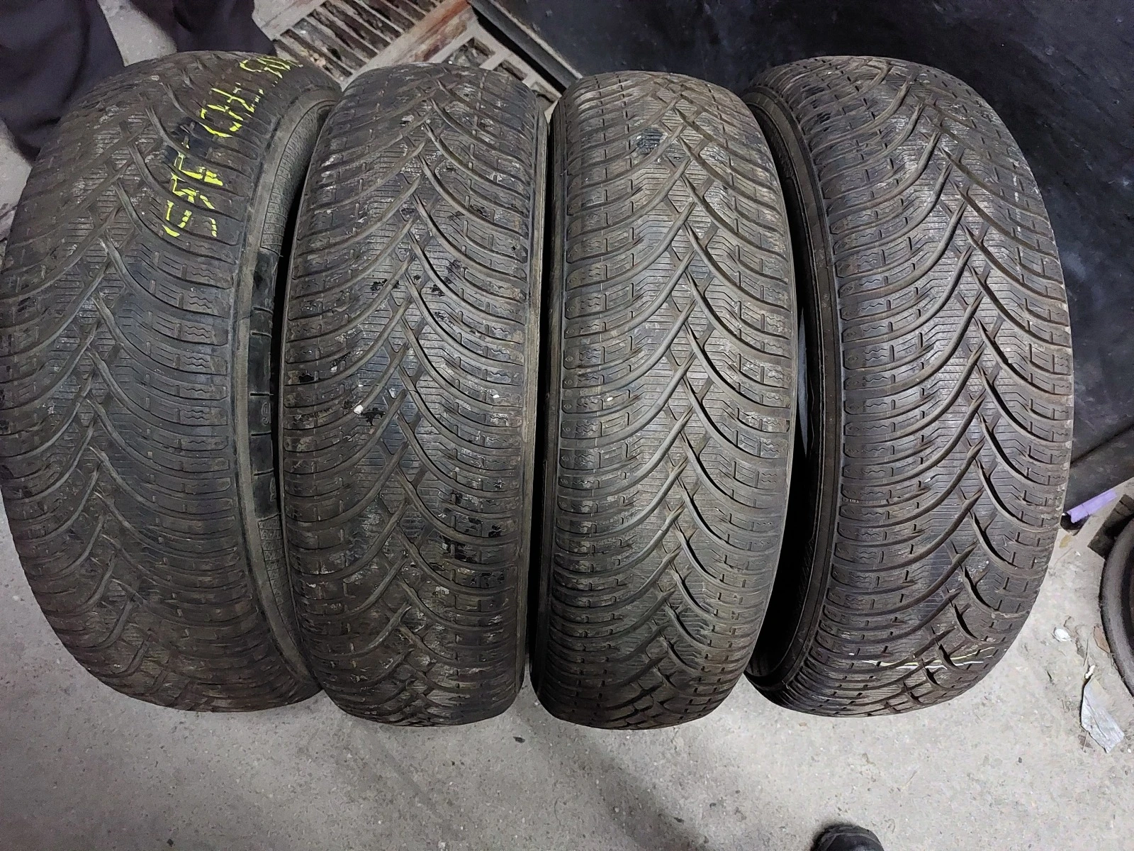���� 205/70R16 | Mobile.bg � ����������� 1
