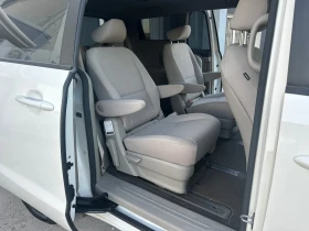Kia Carnival Sedona Бензин, снимка 14