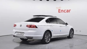 VW Passat 2.0TDI PRESTIGE! PANO/HEAD-UP/CAM, снимка 2