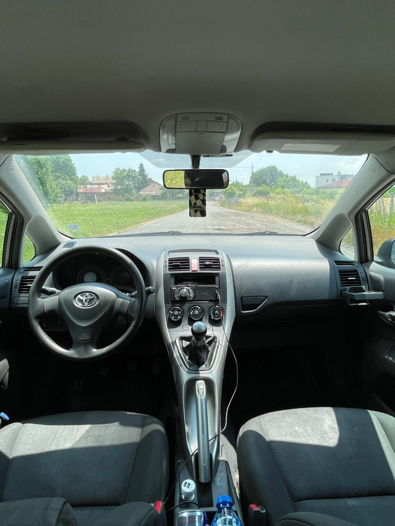 Toyota Auris, снимка 7 - Автомобили и джипове - 45508599
