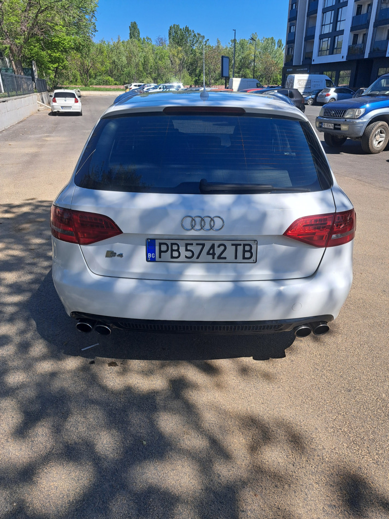 Audi A4 2.2, снимка 5 - Автомобили и джипове - 45734257