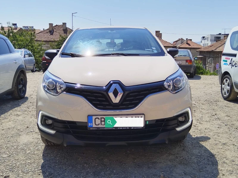 Renault Captur, снимка 6 - Автомобили и джипове - 47390549