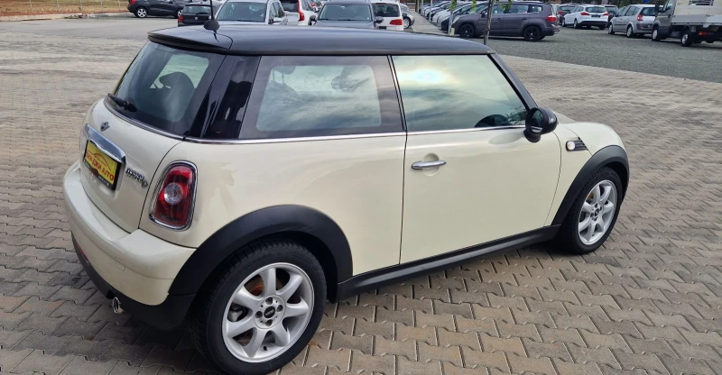 Mini Cooper 1.6 D 109k.c , снимка 4 - Автомобили и джипове - 47282066