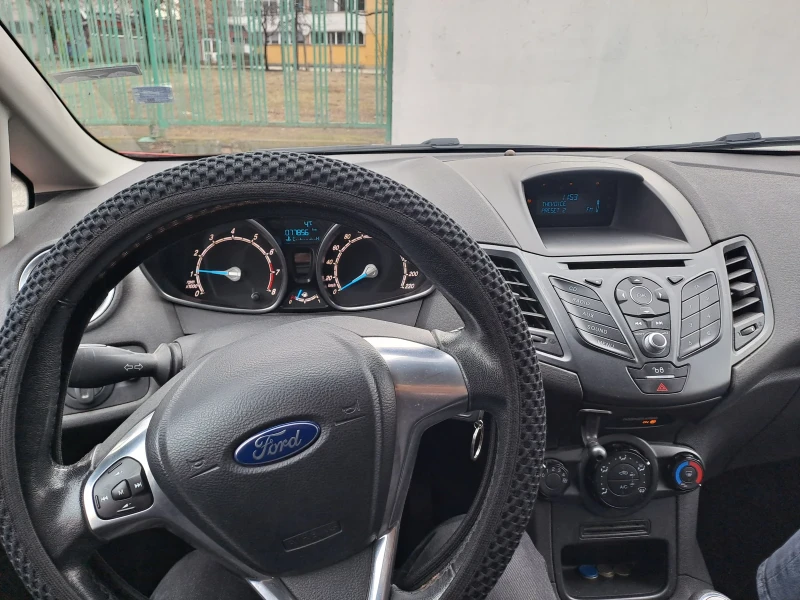 Ford Fiesta, снимка 4 - Автомобили и джипове - 48474834