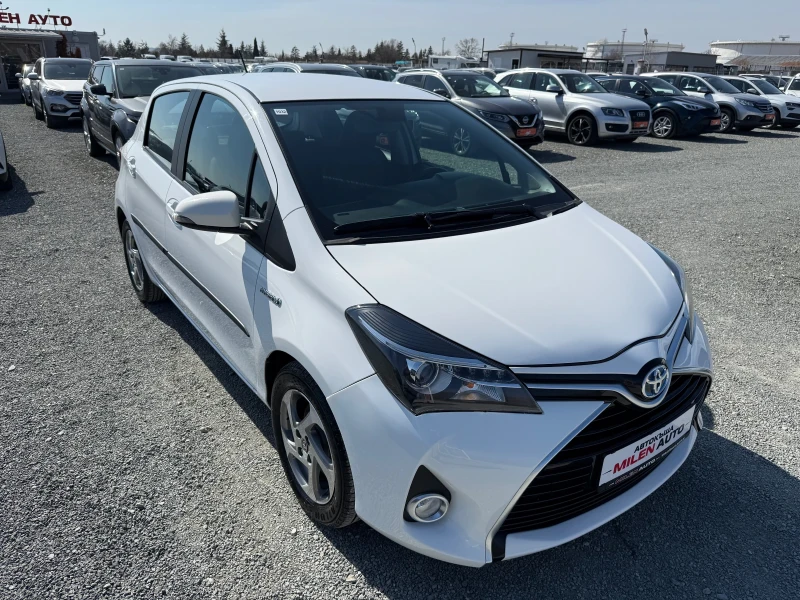 Toyota Yaris (KATO НОВА)^(ХИБРИД), снимка 3 - Автомобили и джипове - 49390585