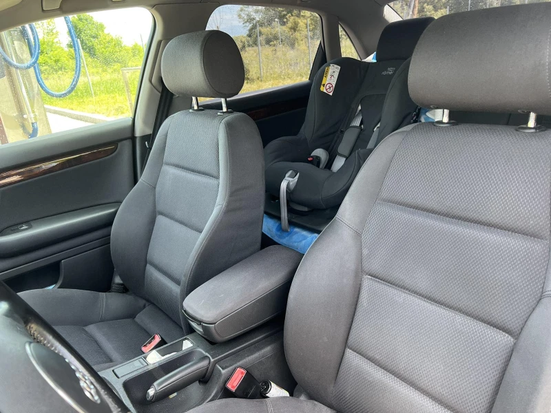 Audi A4 1.8T Quattro, снимка 9 - Автомобили и джипове - 51559367