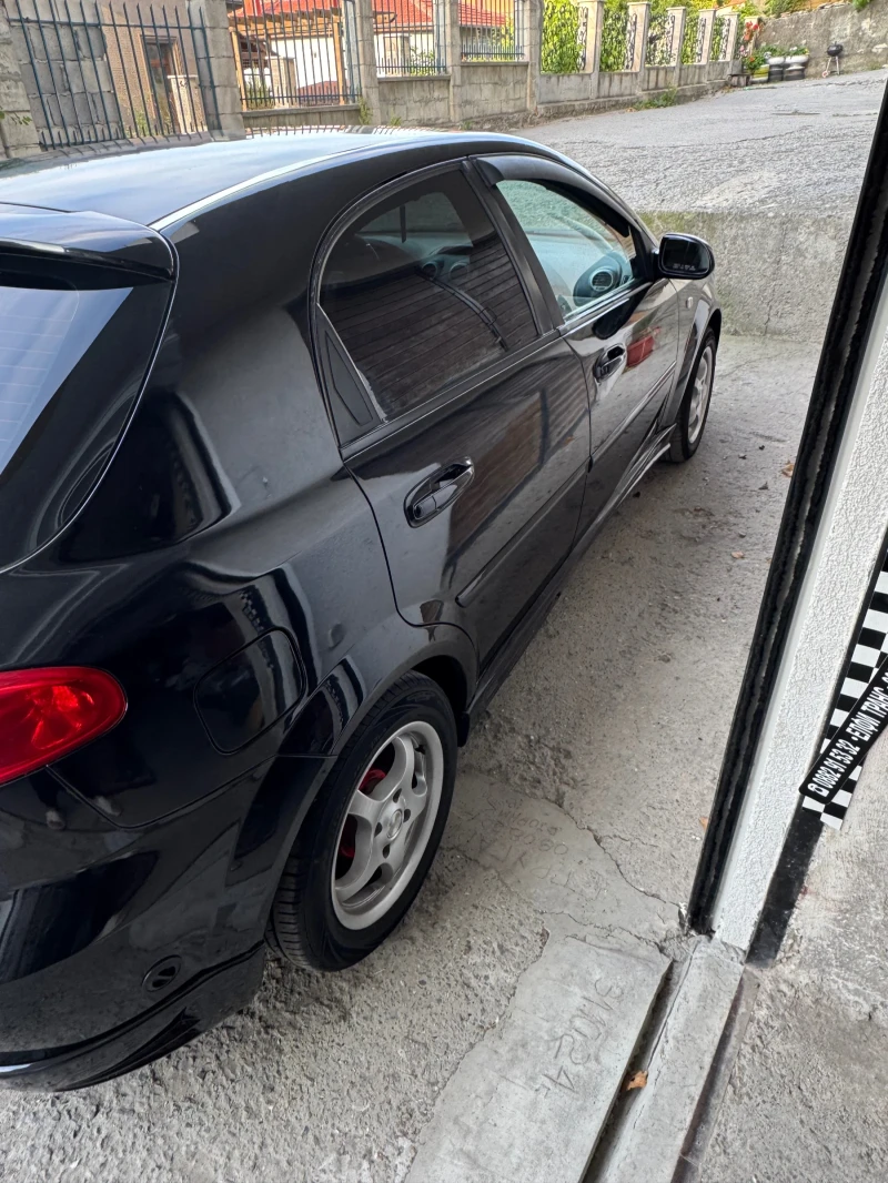 Chevrolet Lacetti 1.8i, снимка 7 - Автомобили и джипове - 50707378
