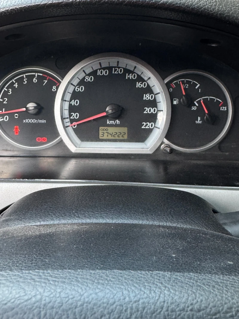 Chevrolet Lacetti 1.8i, снимка 10 - Автомобили и джипове - 50707378