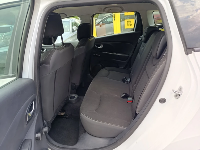 Renault Clio Grandtour 1.5 dCi, снимка 9 - Автомобили и джипове - 51354747